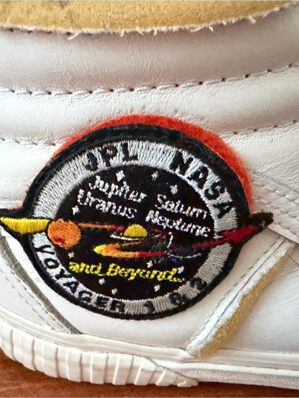 Vans Sk8-Hi 46 MTE DX x NASA Space Voyager 2018 Men's Size 10 White RARE - Picture 3 of 10